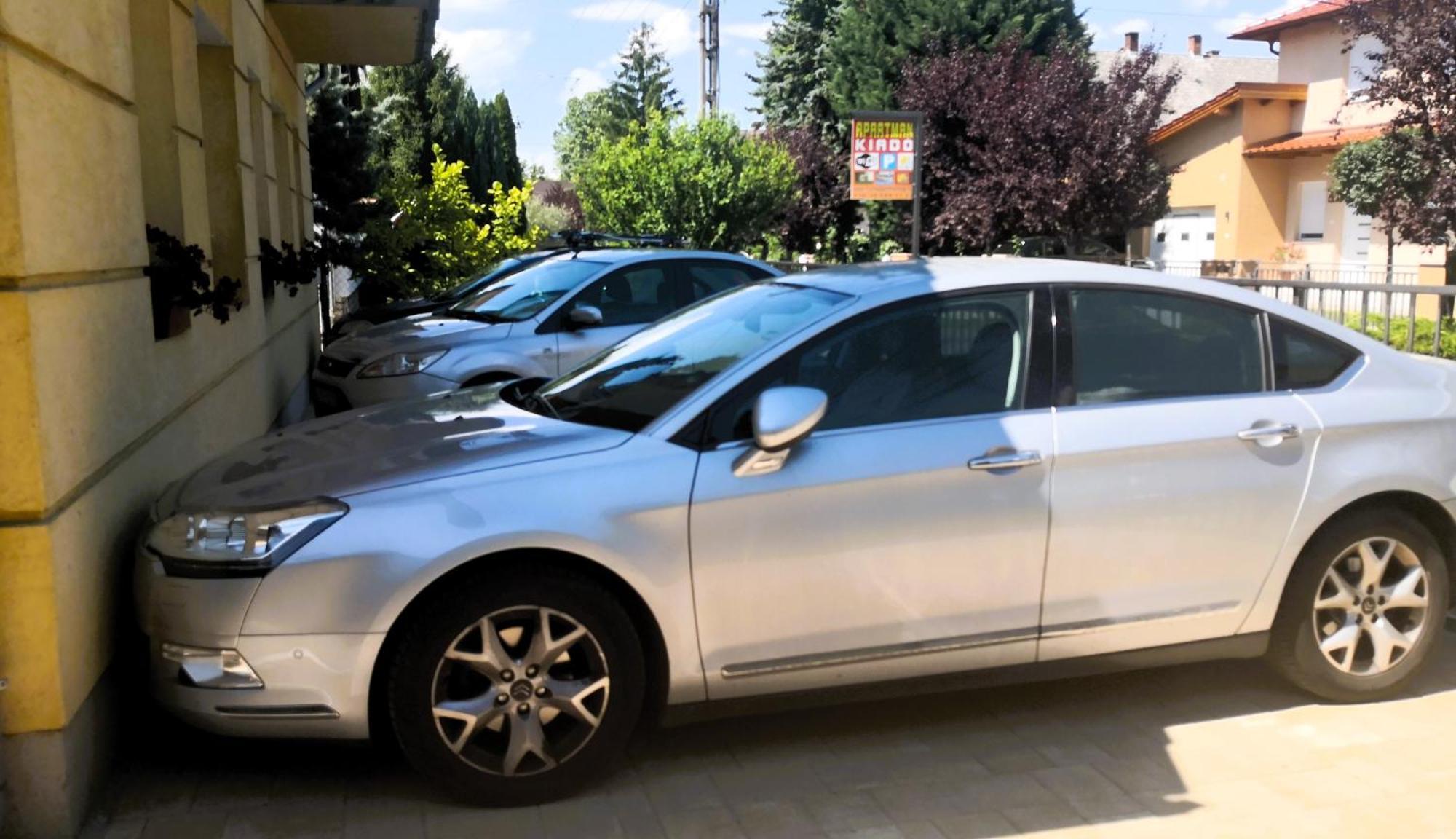 Apartament Frank Apartmanhaz Balatonboglár Zewnętrze zdjęcie