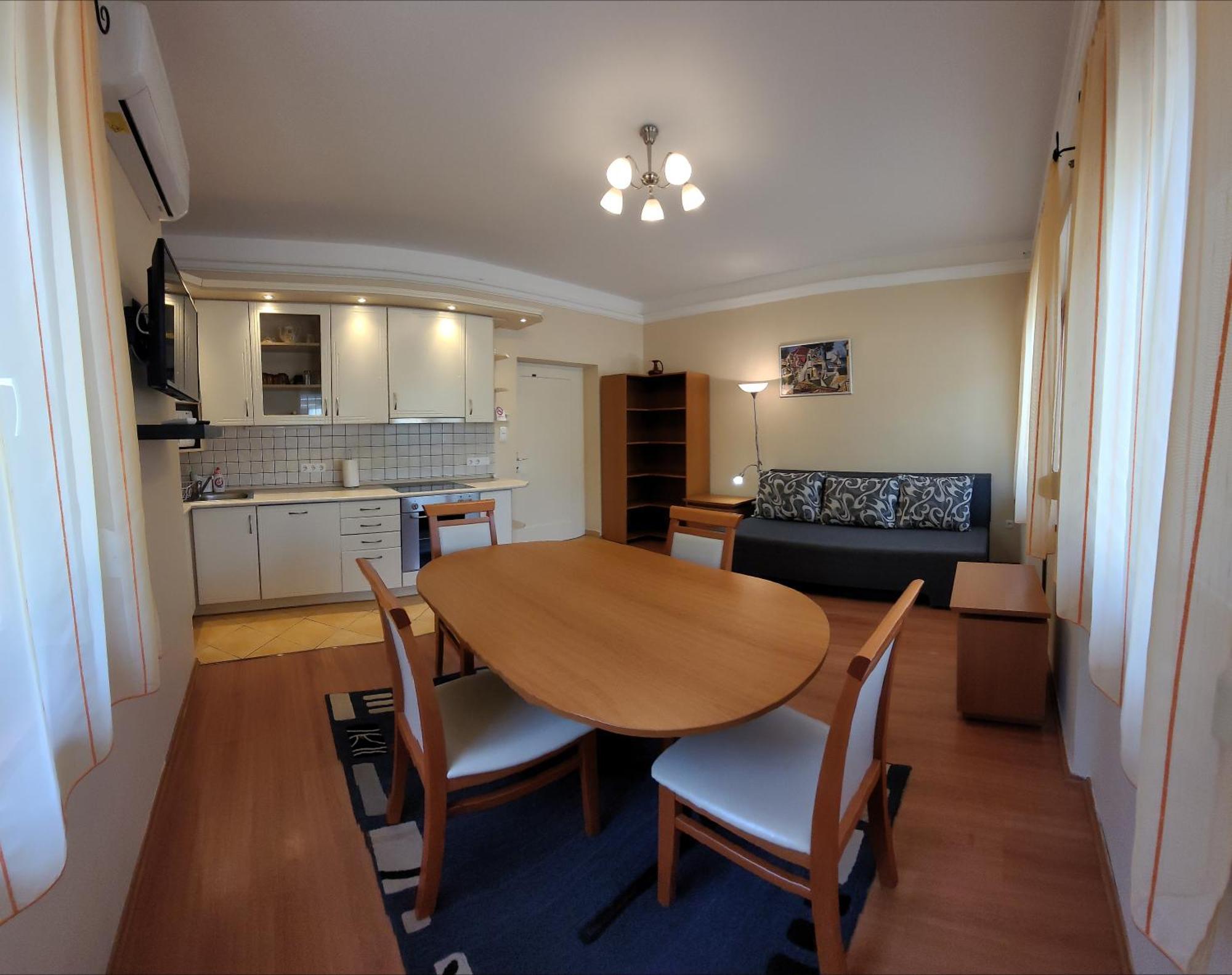 Apartament Frank Apartmanhaz Balatonboglár Zewnętrze zdjęcie